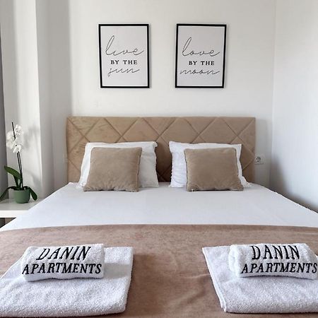 Danin Apartmani Bar Luaran gambar
