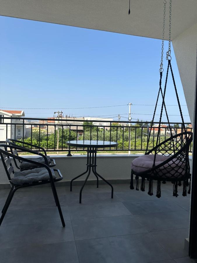 Danin Apartmani Bar Luaran gambar